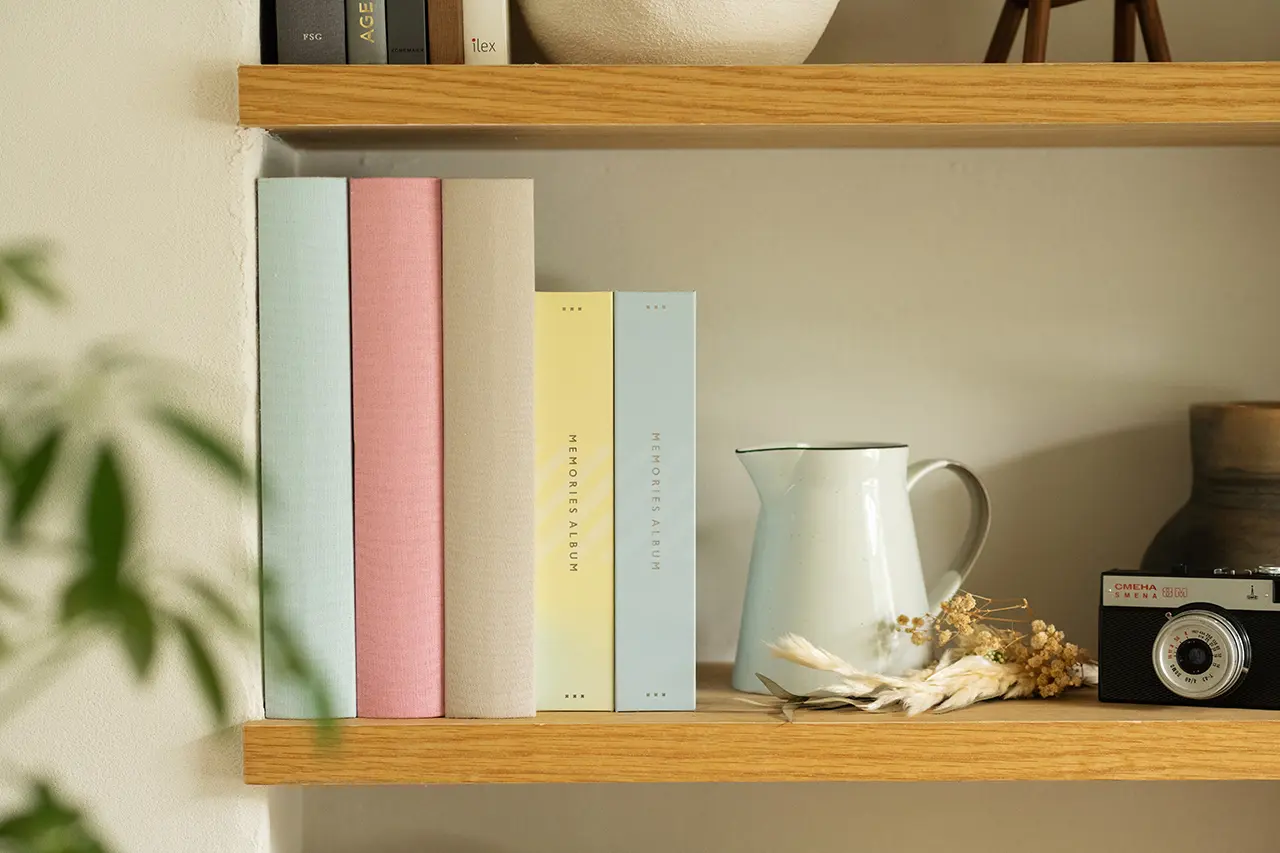 念念印刷將手機照片製作成可翻閱的實體相本，讓數位回憶走進日常生活。